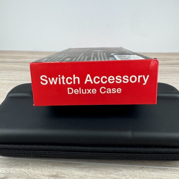 HeysTop Nintendo Switch OLED Hard Shell Travel Case Black w/ Box - Picture 5 of 5